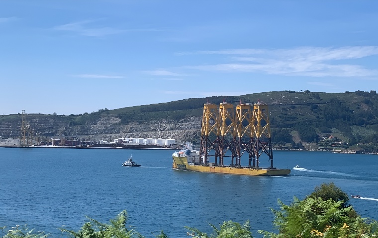 Juan Luis Casal y María Neira, los Questians que han participado en el proyecto de las 62 jackets de Navantia-Windar para Iberdrola
