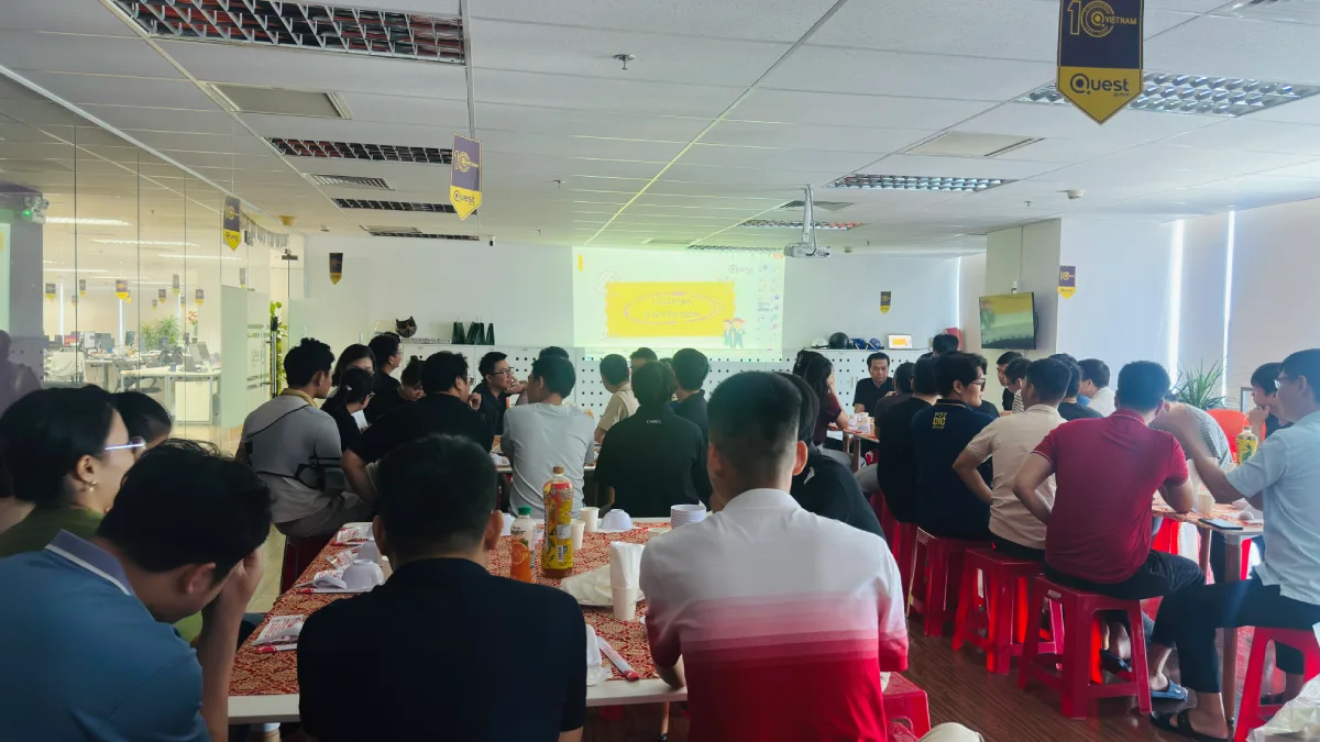 LUNCH & CONNECT – AUGUST 2025